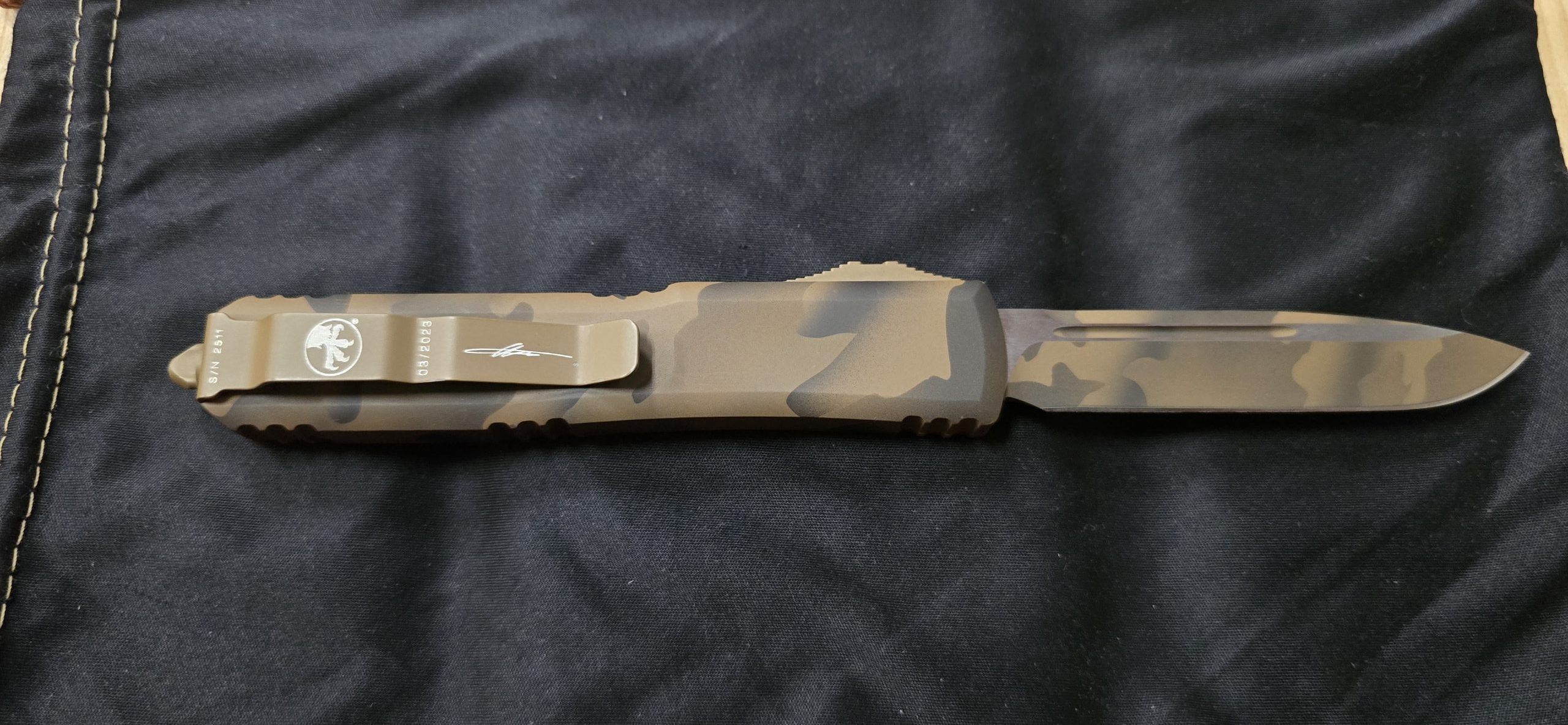 Microtech Ultratech S/E Signature — Coyote Camo — 121-1 CCS - Image 2